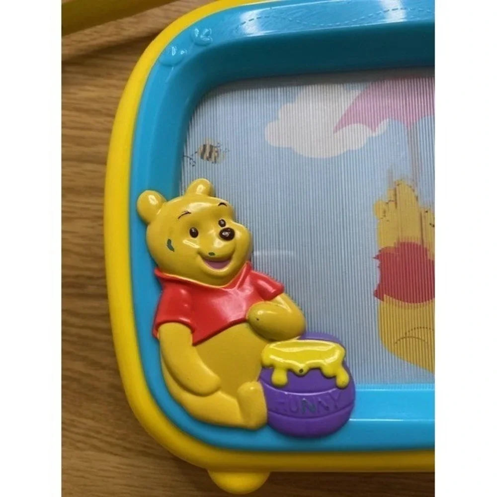 Disney Winnie the Pooh Musical Toy TV Kids One Size Yellow Good Wind Up Music